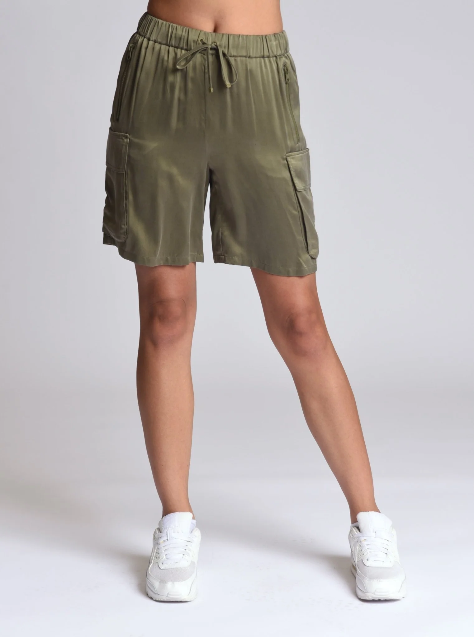 $25 Chelsea Silk Bermuda Cargo Short FINAL SALE - Image 5