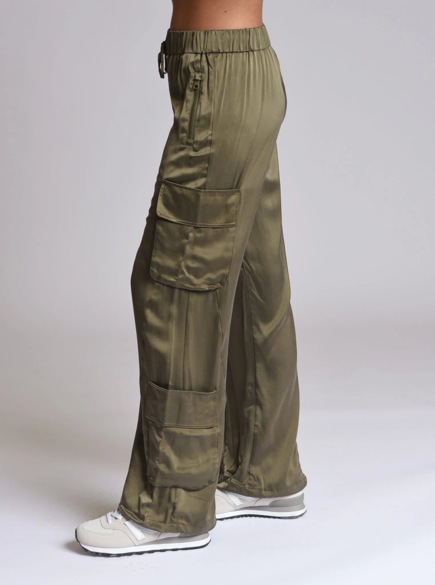 $25 Chelsea Silk Wide Leg Cargo Pant FINAL SALE - Image 4